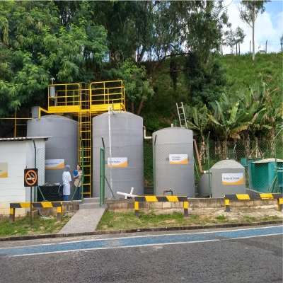 Estação de tratamento de água e esgoto